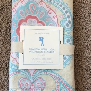 Pottery Barn Kids Claudia Medallion sham (2)